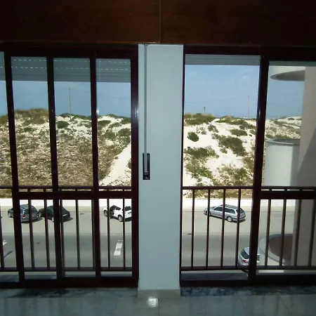 Casa Caroço Apartment *